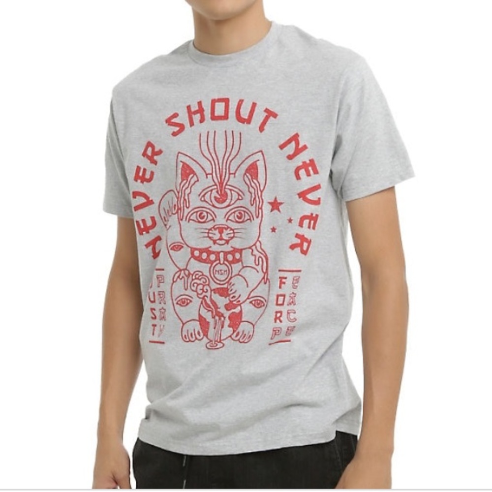 NWOT Never shout Never t shirt